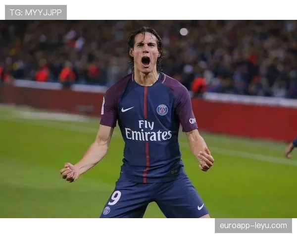 卡瓦尼：乌拉圭锋线传奇，回顾他的巅峰时刻