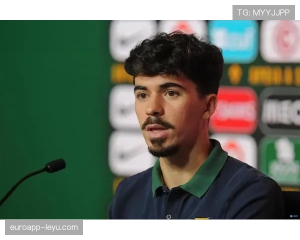 维蒂尼亚闪耀崛起：葡萄牙天才中场引领俱乐部与国家队新时代