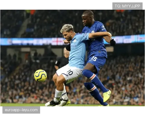 韦斯·弗洛闪耀赛场，助力球队力争英超桂冠