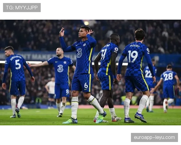 英超莫西新赛季揭幕，目标明确状态回暖引关注