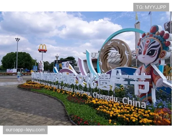 日利纳国际文化节盛大开幕，多元文化交融吸引全球游客