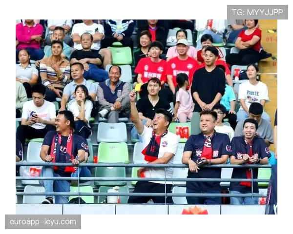 中超球迷赛事关注度持续提升，观赛热情高涨